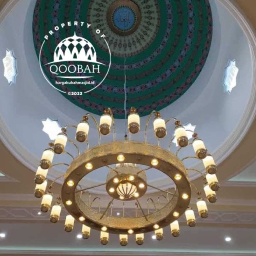 Pengrajin Lampu Gantung Masjid Nabawi