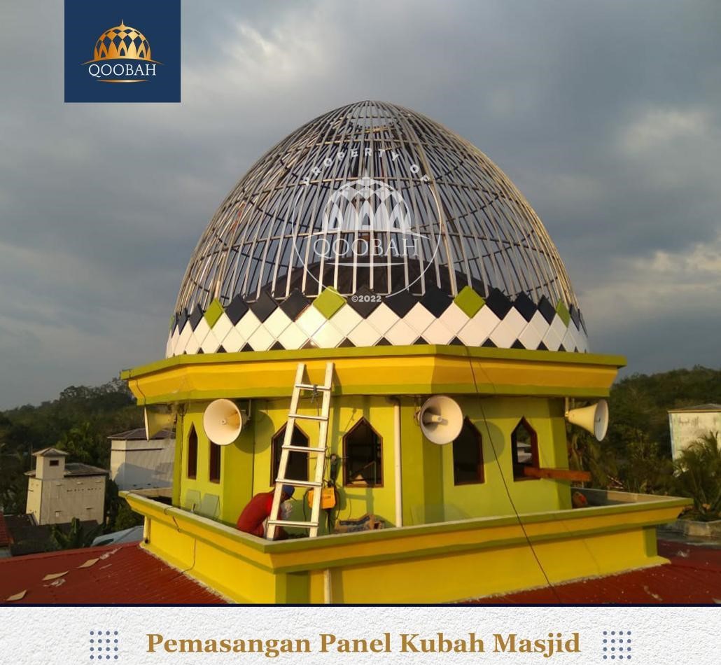 Pemasangan Rangka Utama Kubah